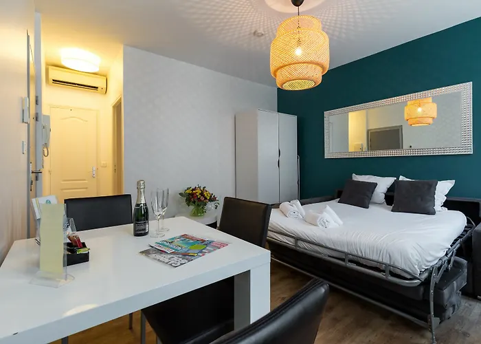 Florella Clemenceau Apartment