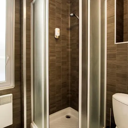 アパート フロレーラ クレマンソー